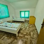 Bijela Ladja Διαμέρισμα *