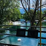 Bijela Ladja Bihać