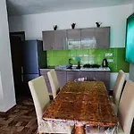 أبارتمنت بيجالا لادجا * بيهاتش