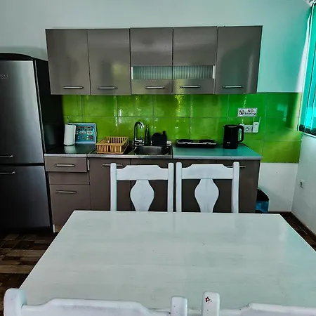 Bijela Ladja Apartman *