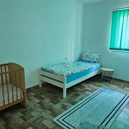 Bijela Ladja *