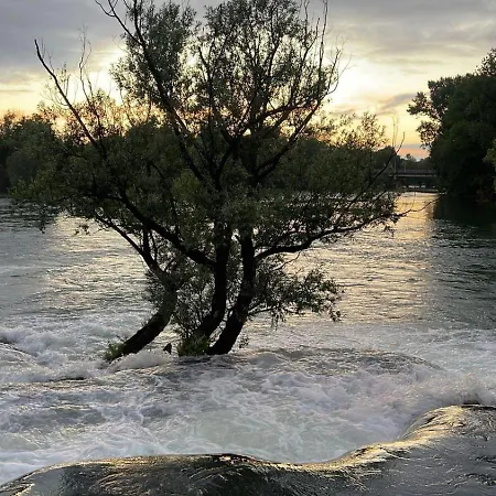 Bijela Ladja 아파트 Bihać