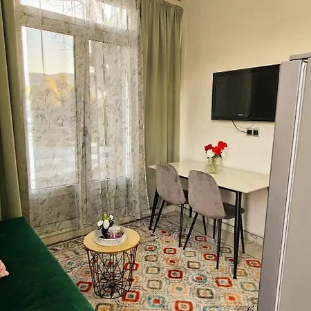 Bijela Ladja Appartement *